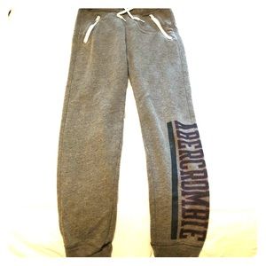 Abercrombie boys joggers